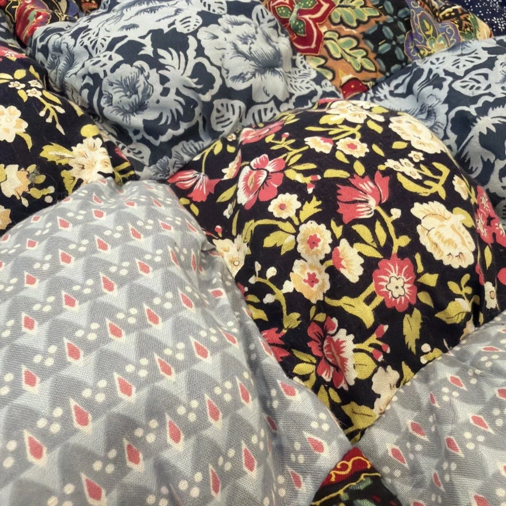 Vtg 1990's JC Penney Puff Quilt Red White Blue 88